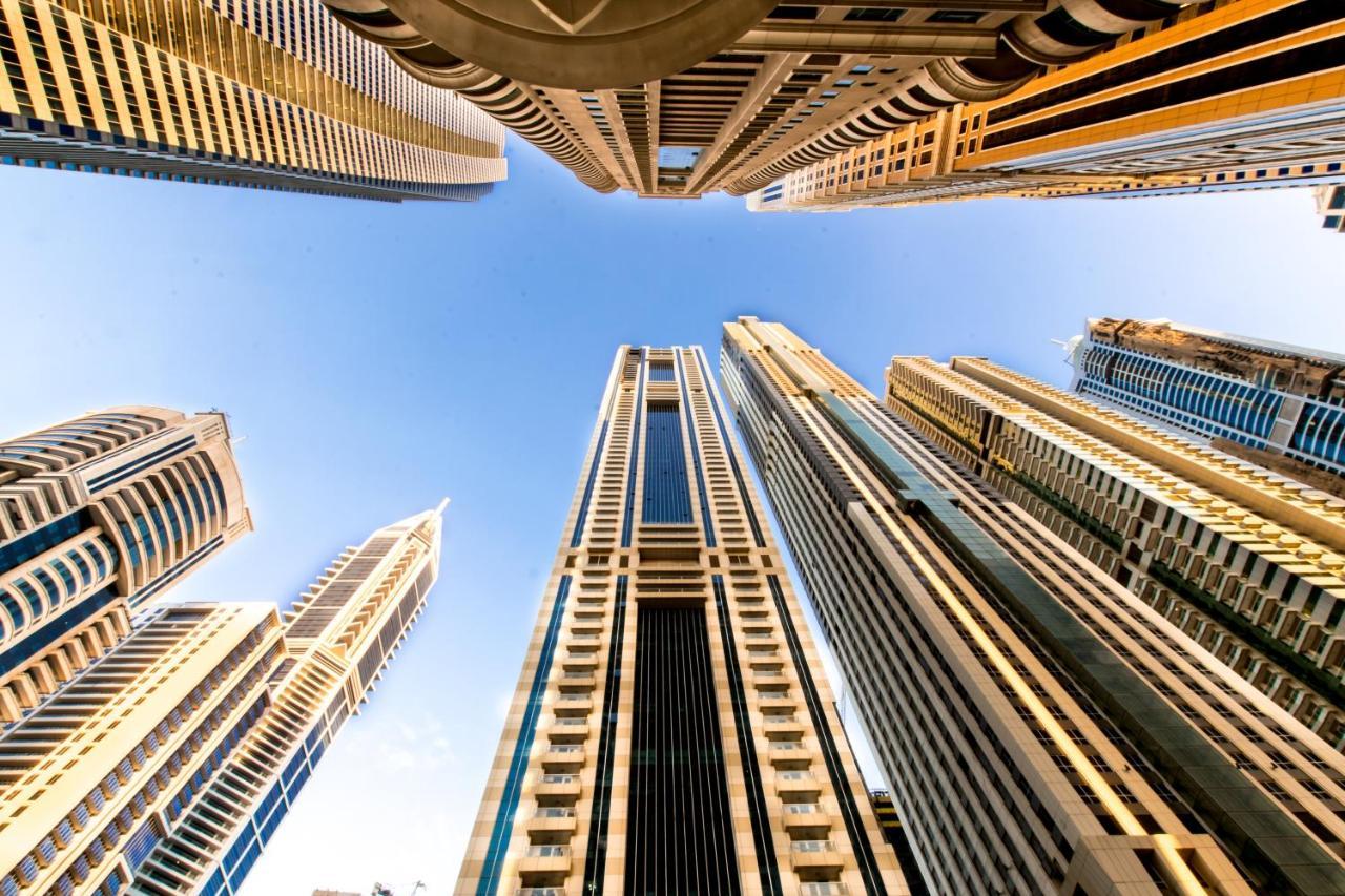Budget Rooms With Private Bathroom For 'Girls' Only In Dubai, Marina Екстериор снимка